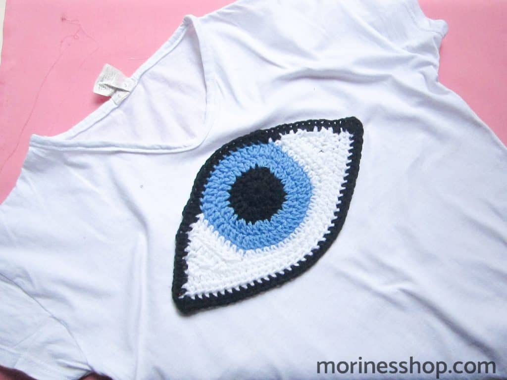 crochet eye applique on t-shirt