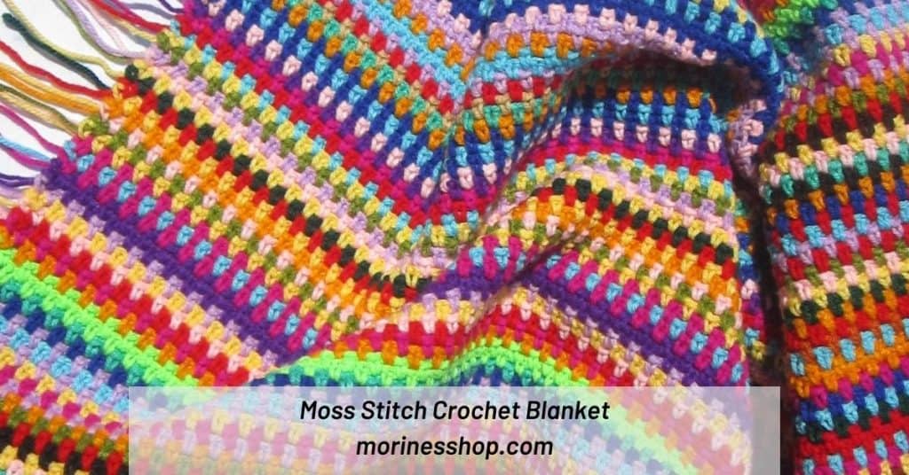 Learn how to make your very own Moss Stitch Crochet Blanket in varied colour palettes with this step-by-step pattern tutorial #MossStitch #LinenStitch #GraniteStitch #MossStitchBlanket #MossStitchTutorial