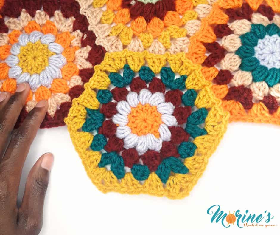 This simple crochet tutorial teaches you how to join as you go granny hexagons with detailed instructions and clear step-by-step pictures.